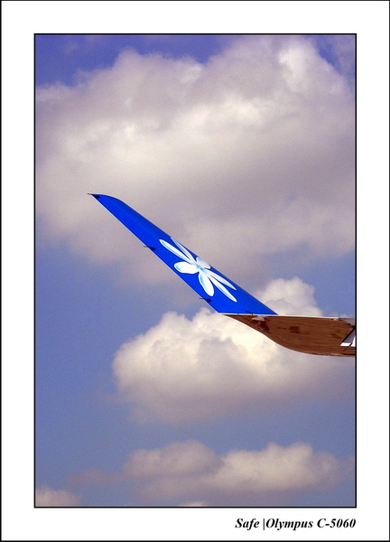 2005 - 06 - Boeing 777 et 727 - 3.JPG